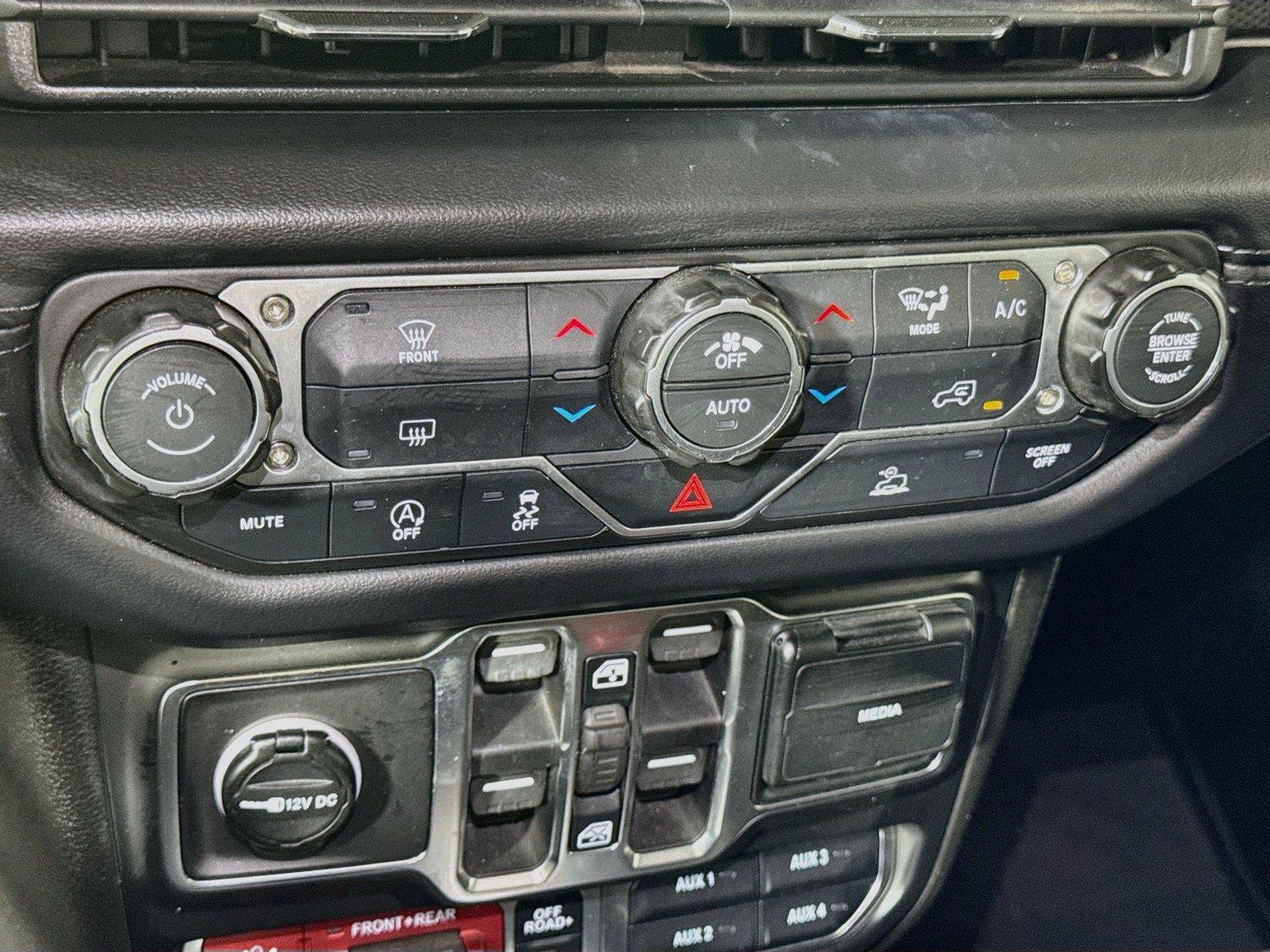 Used 2026 Jeep Gladiator Rubicon AWD/4WD image 13