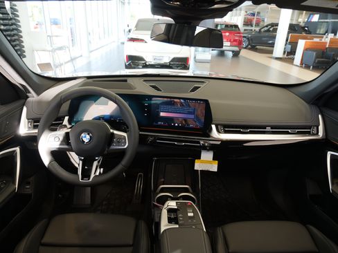 New 2026 BMW X1 xDrive28i w/ Technology Package image 18