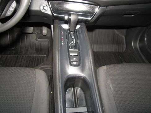 Certified 2022 Honda HR-V EX image 16