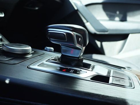 Used 2020 Audi Q5 2.0T Premium w/ Convenience Package image 52