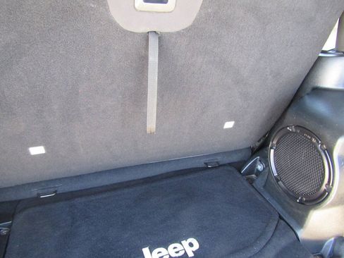 Used 2014 Jeep Wrangler Sahara w/ Dual Top Group AWD/4WD image 15
