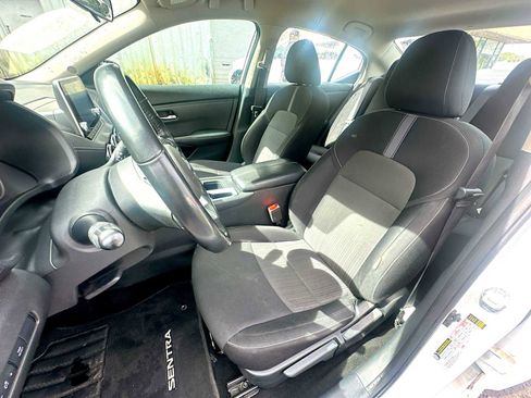 Used 2022 Nissan Sentra SV image 13