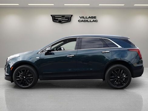 New 2026 Cadillac XT5 Luxury w/ LPO, ONYX Package image 2