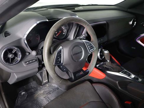 Used 2022 Chevrolet Camaro ZL1 image 24