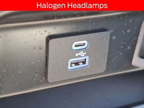 Used 2022 Ford F150 XLT image 23