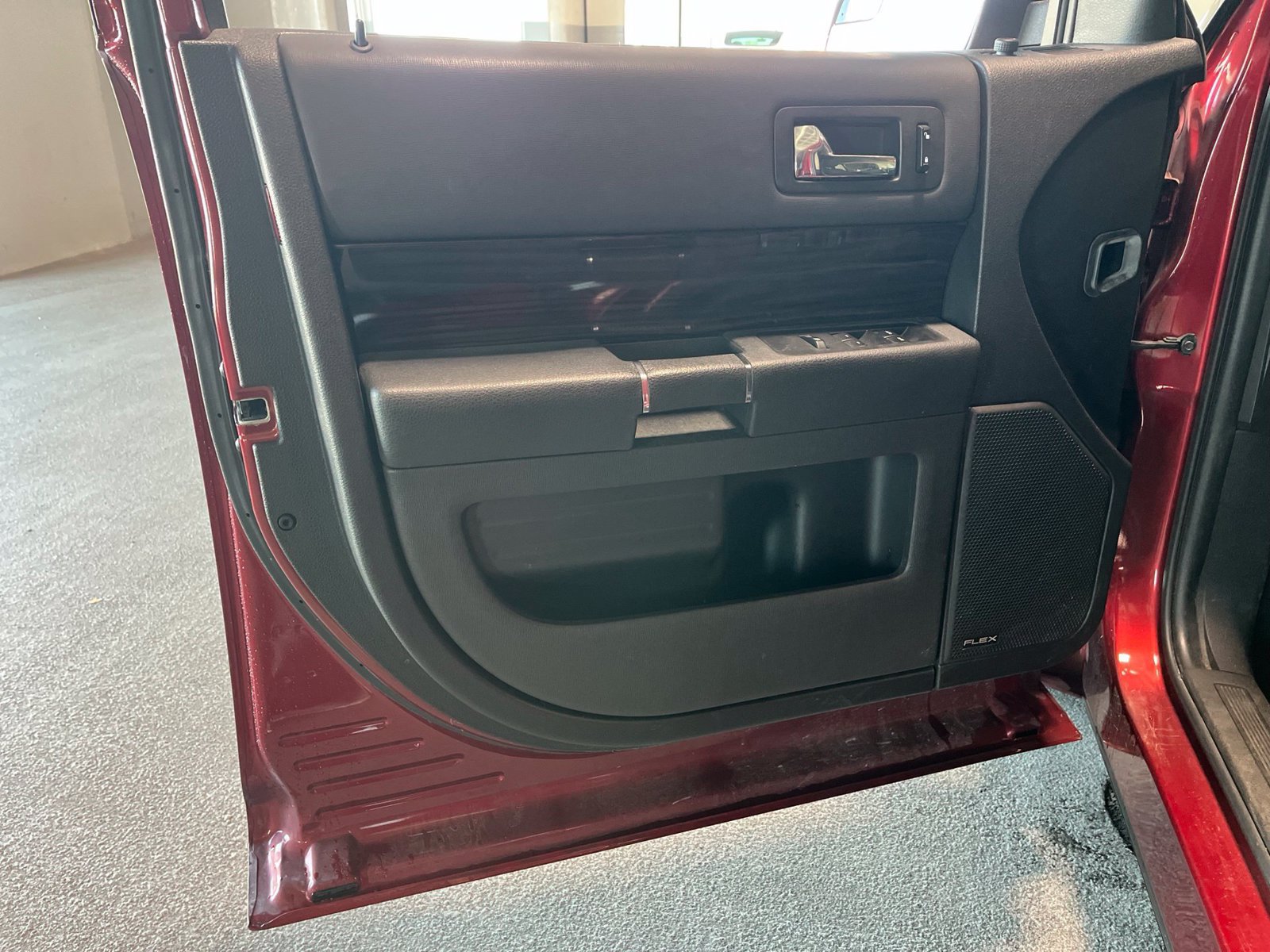 Used 2019 Ford Flex SEL AWD/4WD image 15