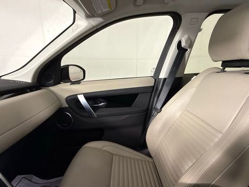 Certified 2025 Land Rover Discovery Sport S image 20