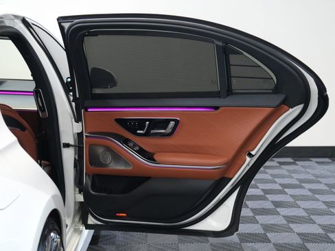 Used 2021 Mercedes-Benz S 580 4MATIC Sedan image 27