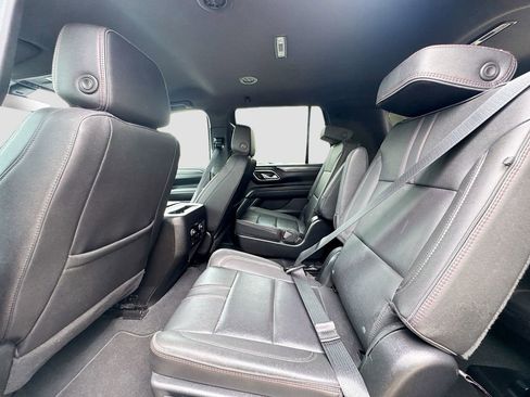 Used 2022 Chevrolet Tahoe RST w/ Luxury Package AWD/4WD image 25