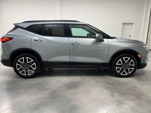 Used 2025 Chevrolet Blazer RS image 8