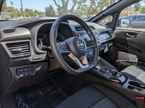 New 2025 Nissan Leaf SV Plus image 11