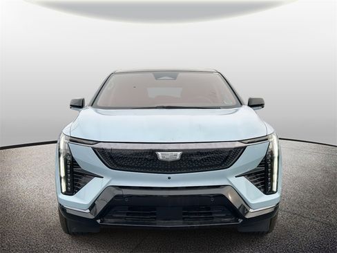 New 2026 Cadillac Optiq Sport 2 image 6