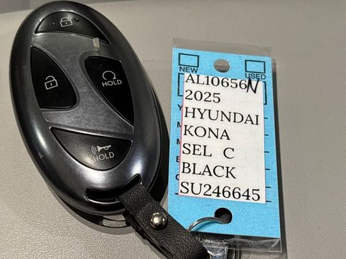 Certified 2025 Hyundai Kona SEL image 31