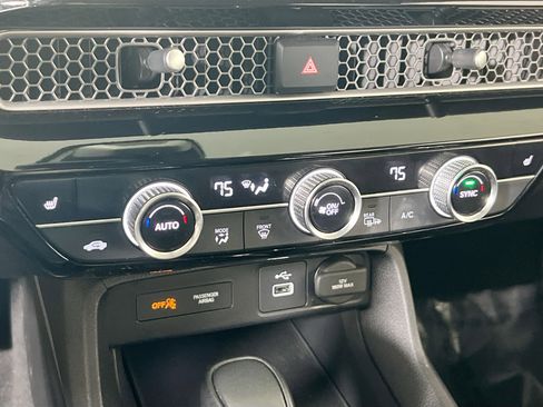 Used 2022 Honda Civic EX-L image 15