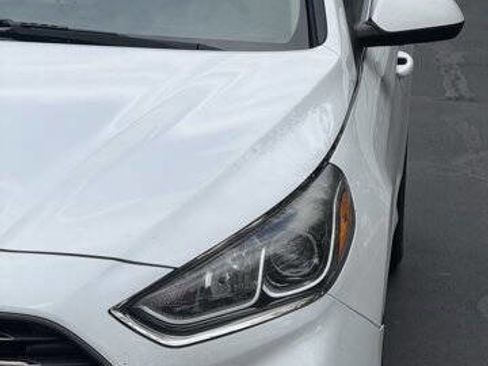 Used 2018 Hyundai Sonata SE FWD image 25