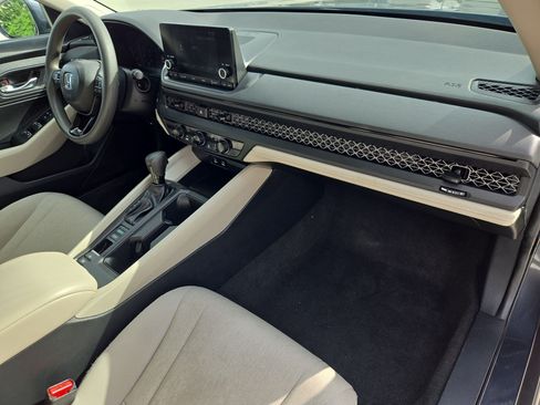 Used 2024 Honda Accord LX image 30