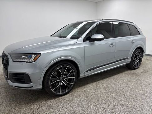 Used 2023 Audi Q7 3.0T Prestige w/ Prestige Package AWD/4WD image 3