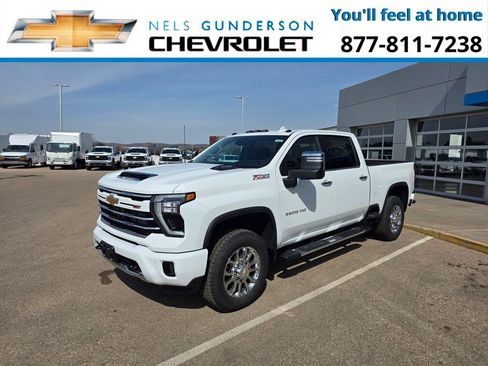 New 2026 Chevrolet Silverado 3500 LTZ w/ Z71 Chrome Sport Edition AWD/4WD image 3
