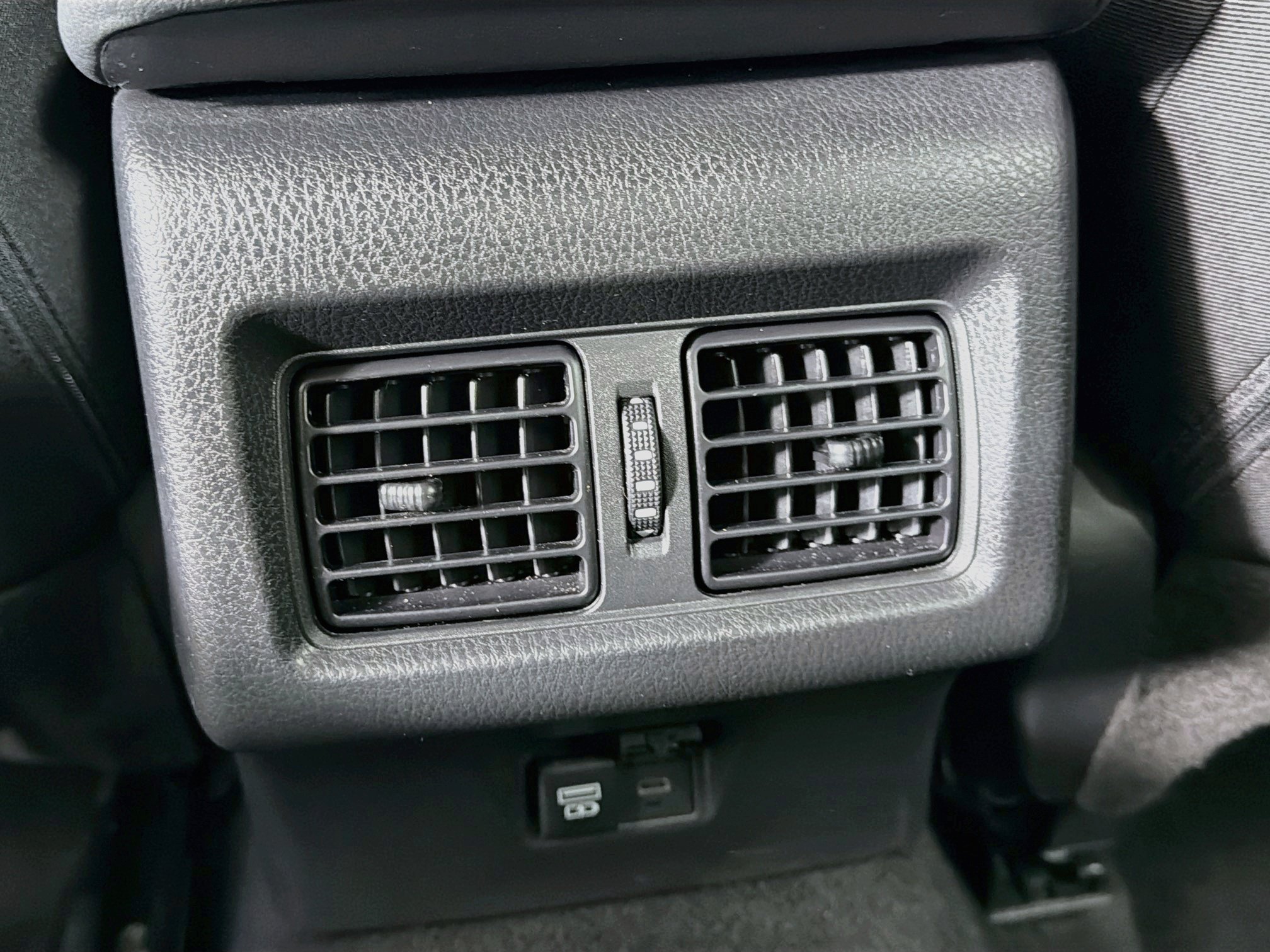 Used 2026 Toyota Camry LE FWD image 26