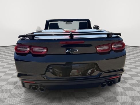 Used 2024 Chevrolet Camaro LT w/ Technology Package RWD image 6