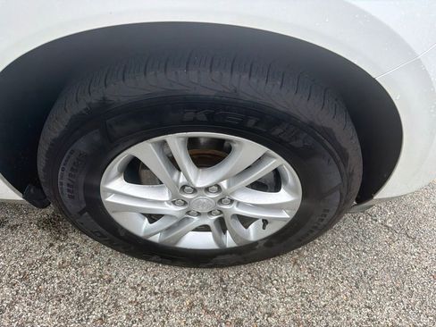 Used 2018 Buick Enclave Premium AWD/4WD image 9