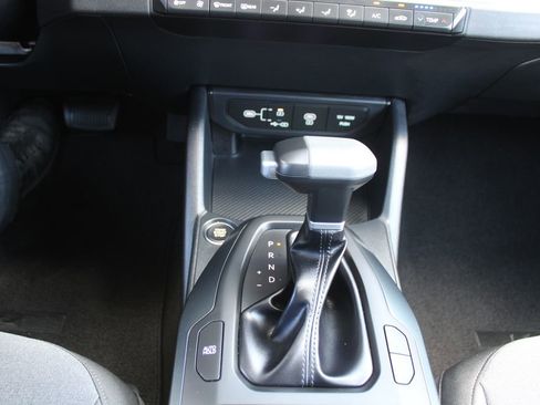 Certified 2025 Kia K4 FWD image 33