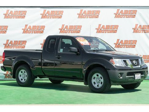 Used 2020 Nissan Frontier S w/ S Utility Package RWD image 1