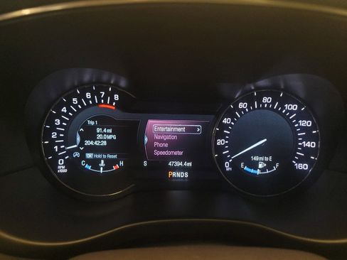 Used 2019 Lincoln MKC Select w/ Select Plus Package FWD image 23