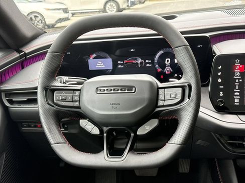 Used 2024 Dodge Charger Daytona Scat Pack w/ Plus Group AWD/4WD image 11