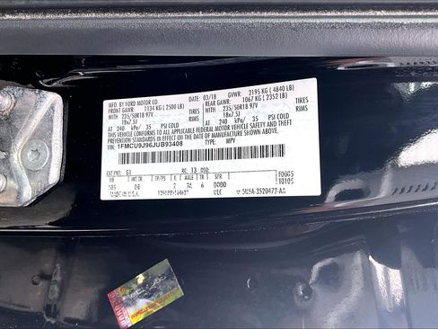 Used 2018 Ford Escape Titanium AWD/4WD image 32
