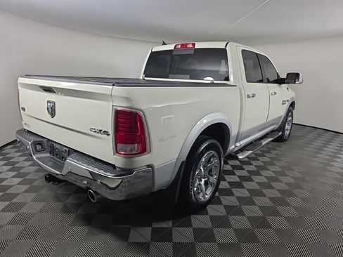 Used 2017 RAM 1500 Laramie w/ Convenience Group AWD/4WD image 5