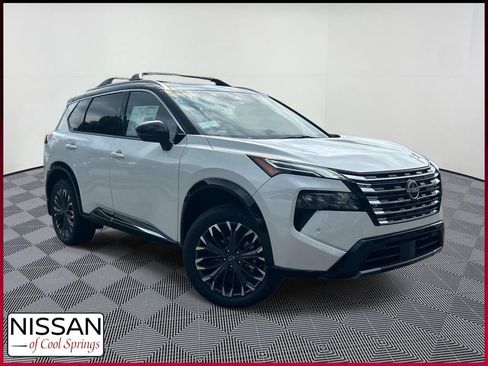 New 2026 Nissan Rogue Platinum w/ Platinum Premium Package AWD/4WD image 1