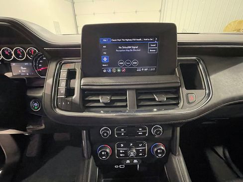 Used 2024 Chevrolet Tahoe LS AWD/4WD image 36