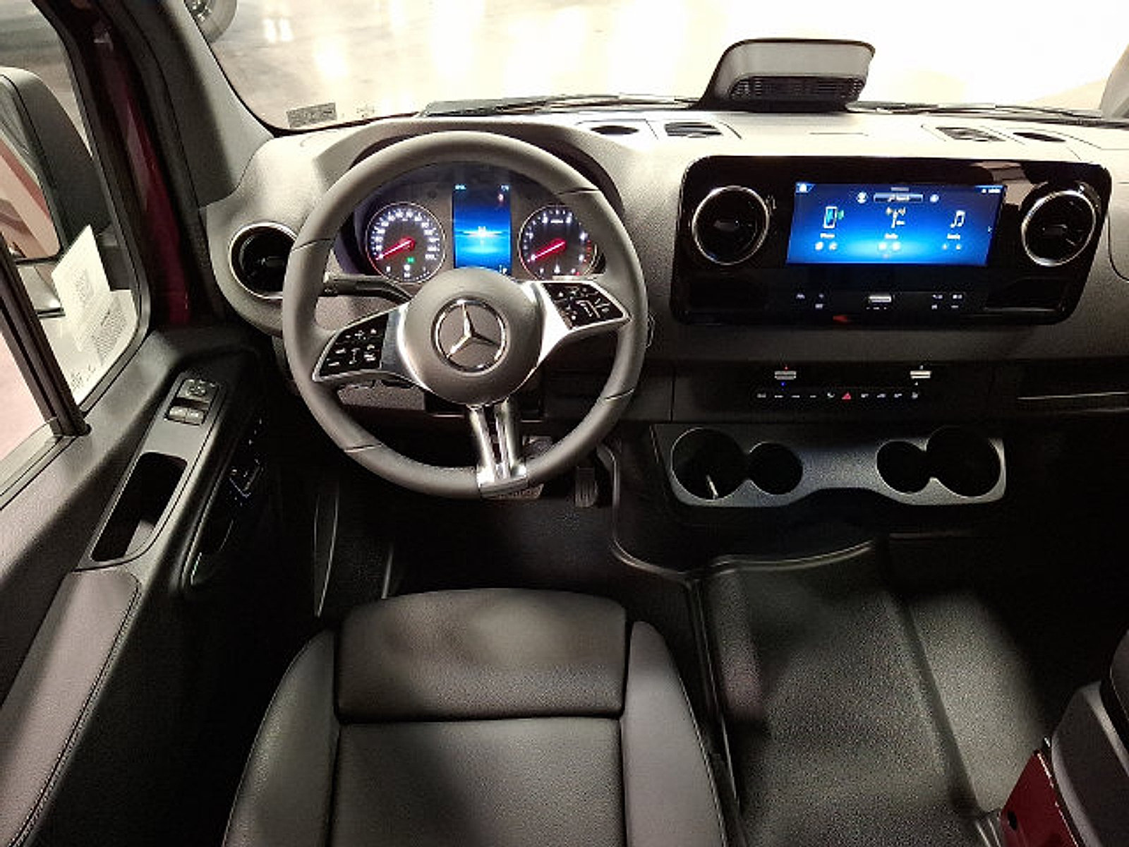Used 2026 Mercedes-Benz Sprinter 2500 image 11
