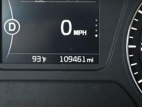 Used 2016 Kia Sorento FWD image 18