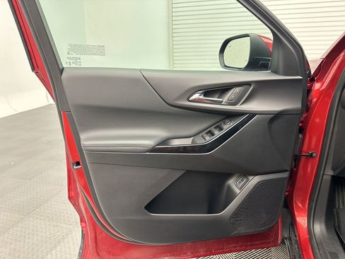 Certified 2026 Chevrolet Equinox LT w/ Convenience Package II image 13