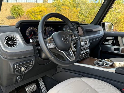 Used 2024 Mercedes-Benz G 550 image 13