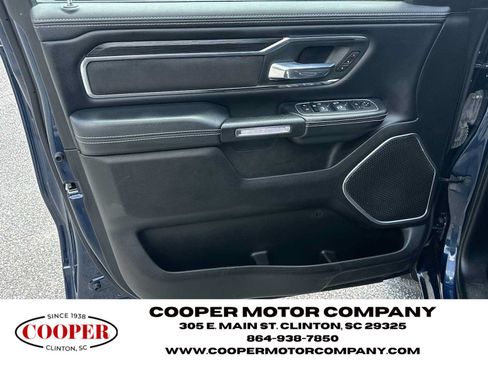 Used 2024 RAM 1500 Laramie AWD/4WD image 10