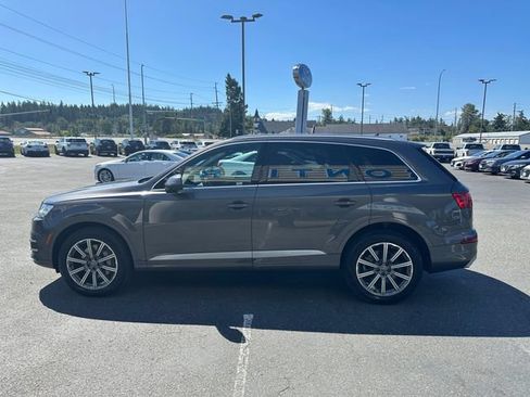 Used 2018 Audi Q7 3.0T Premium Plus w/ Premium Plus Package AWD/4WD image 5