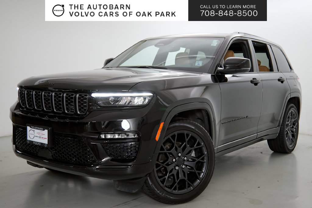Used 2025 Jeep Grand Cherokee Summit w/ Obsidian Package AWD/4WD image 1