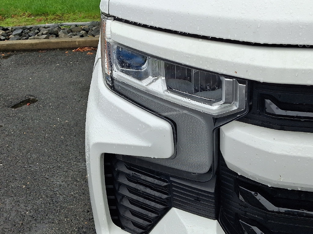 Certified 2024 Chevrolet Silverado 1500 RST AWD/4WD image 4