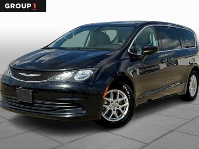 Used 2017 Chrysler Pacifica Touring