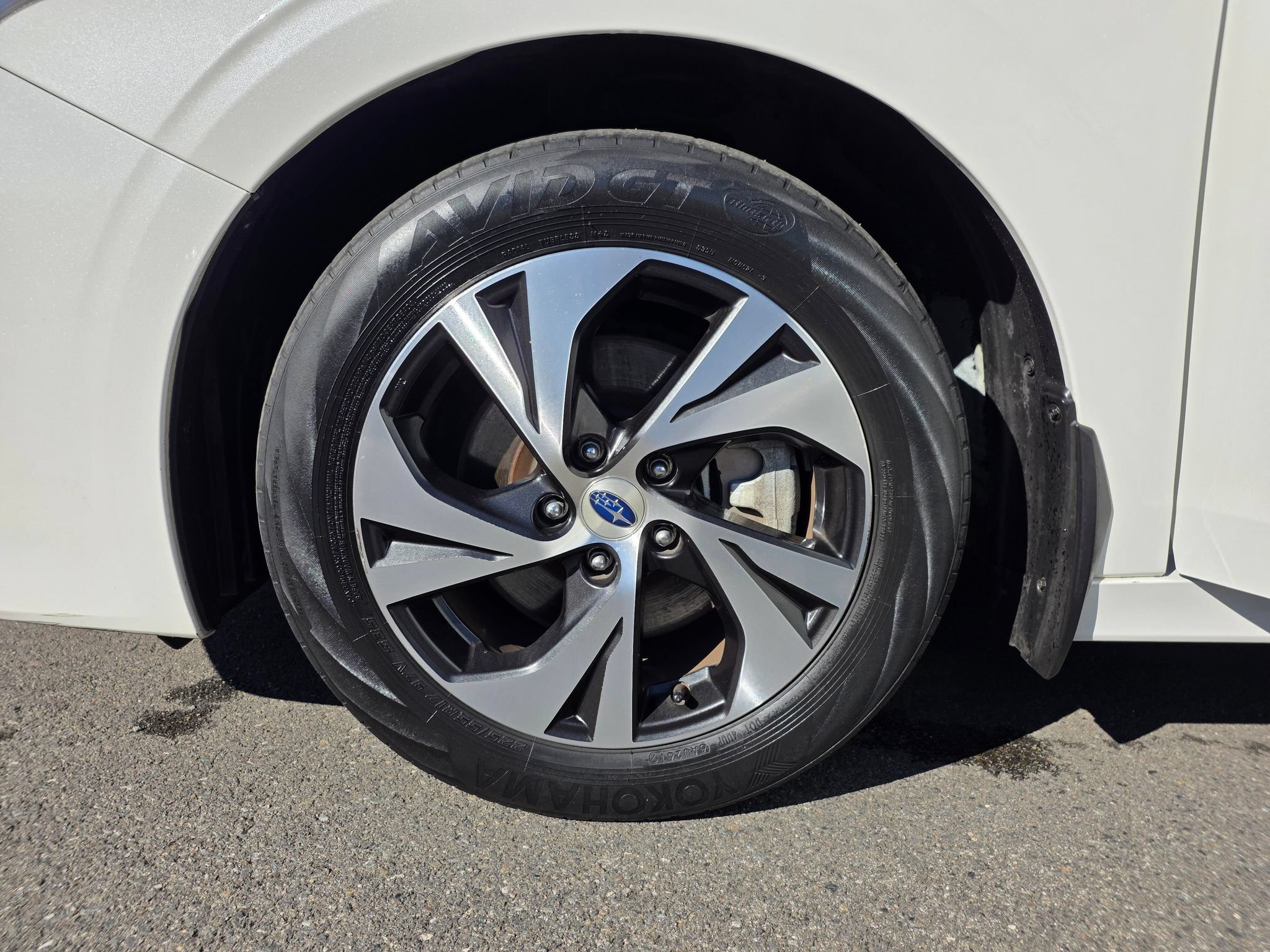 Used 2020 Subaru Legacy Premium AWD/4WD image 9