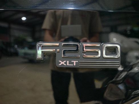 Used 1996 Ford F250 XLT image 26