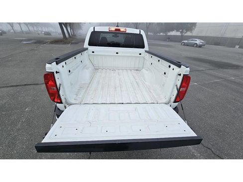 Used 2016 Chevrolet Colorado LT image 10