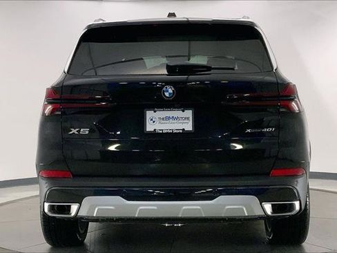 New 2026 BMW X5 xDrive40i w/ Climate Comfort Package image 3