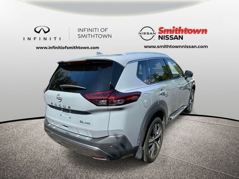 Used 2023 Nissan Rogue SL w/ SL Premium Package AWD/4WD image 4