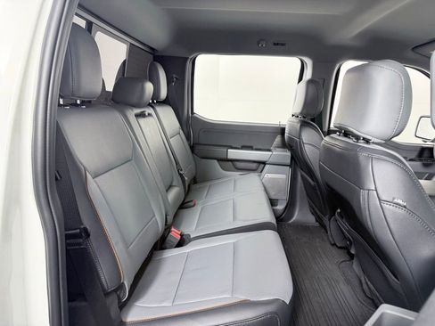 Used 2025 Ford F150 Lariat w/ Equipment Group 501A Mid image 26