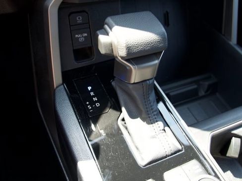 Used 2026 Toyota Tundra SR5 w/ SR5 Premium Package AWD/4WD image 35