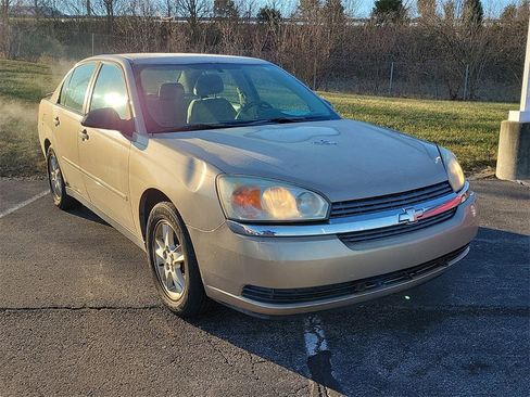 Used 2005 Chevrolet Malibu LS w/ Preferred Equipment Group image 2